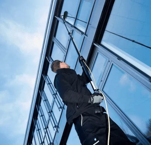 commercial-window-cleaning-oxfordshire-shop-restaurant-clean